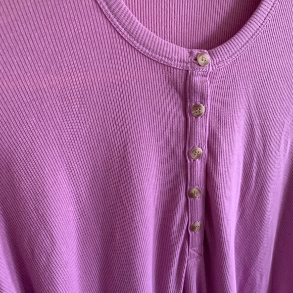 NWOT Marine Layer Cait Lightweight Henley Lilac - Picture 6 of 8